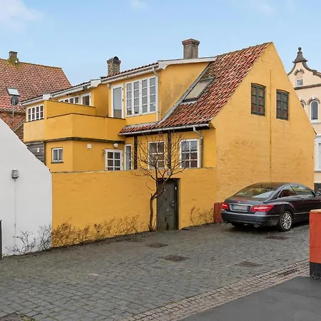 펜션 Stunning In With Kitchen 알링에