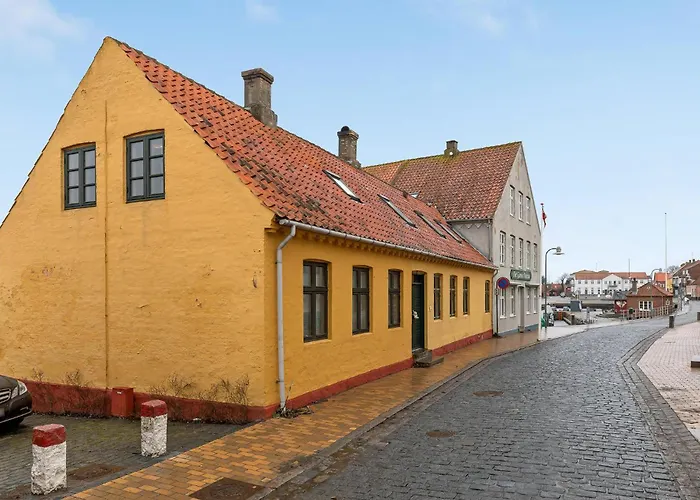 Stunning In With Kitchen * Allinge-Sandvig